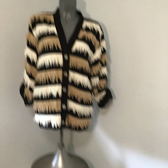 Yak Magik Fringed Button Front Lightweight Cardigan Size M - Picture 3 of 14